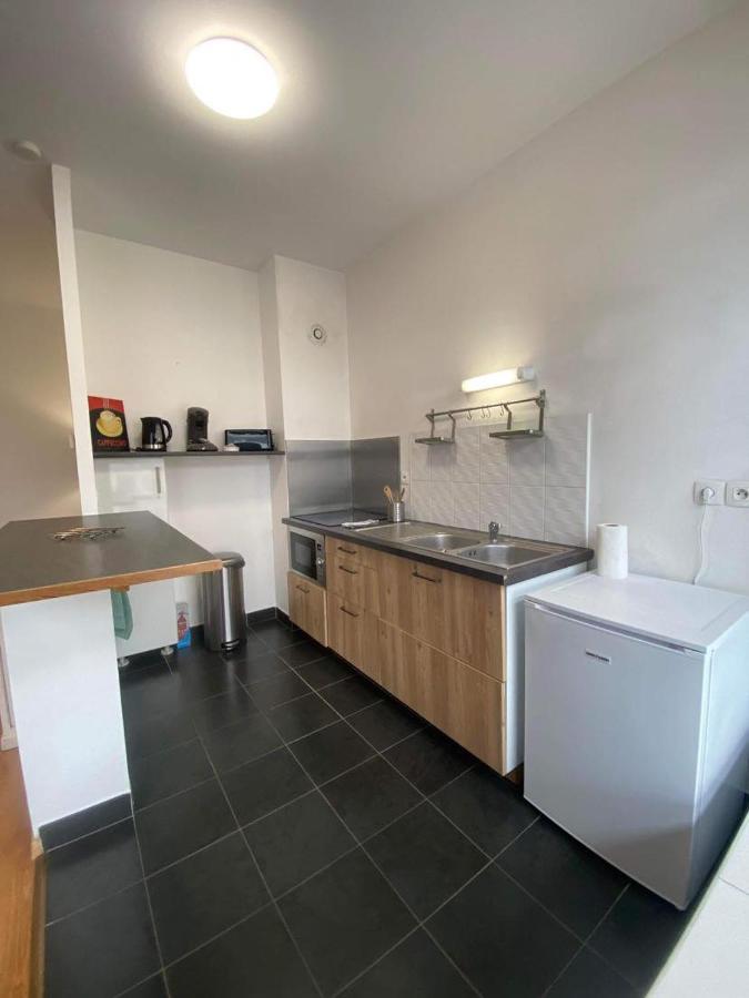Le Carnot Appartement Avec 2 Chambres Separes Et Parking Privatif Et Securise Arras Ngoại thất bức ảnh