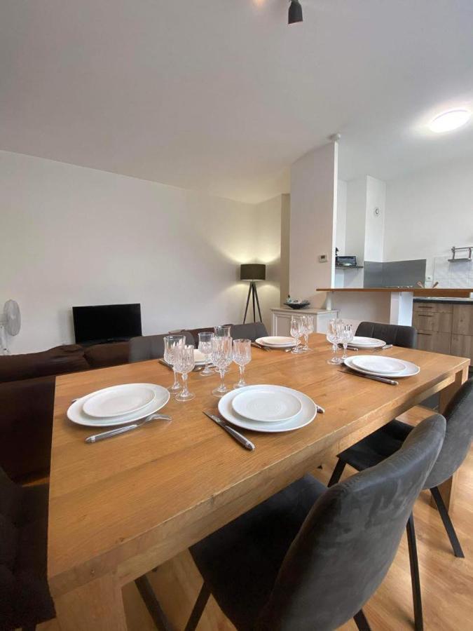 Le Carnot Appartement Avec 2 Chambres Separes Et Parking Privatif Et Securise Arras Ngoại thất bức ảnh